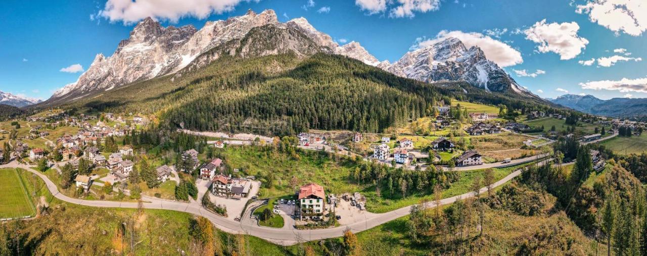 سان فيتو دي كادوري Locanda Montana المظهر الخارجي الصورة